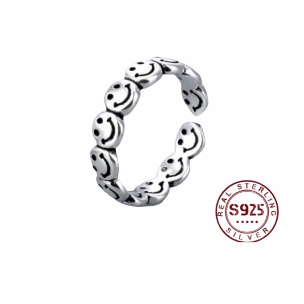 925 Sterling Silver Happy face ring 🙂